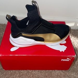 Puma Fierce Gold woman size 7